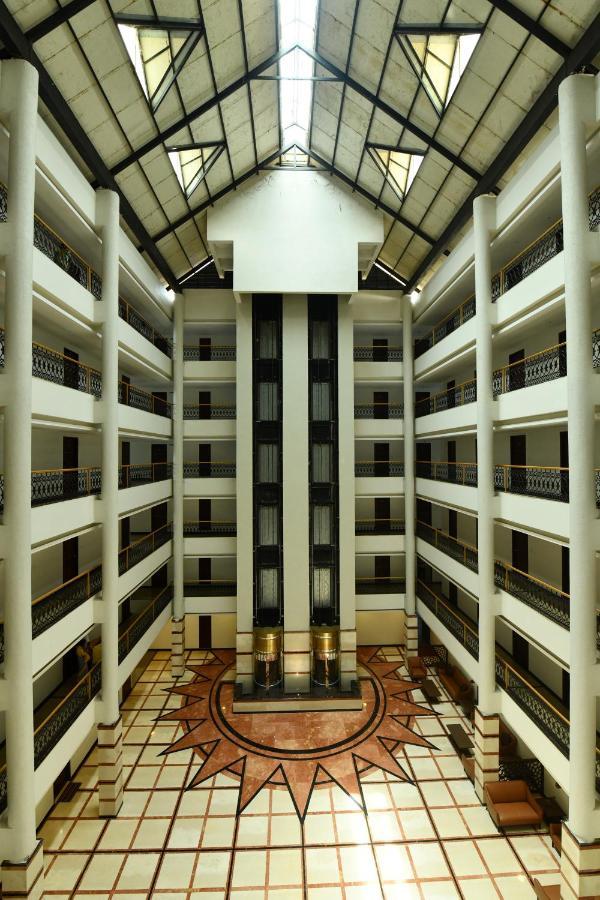 Rns One Otel Subrahmanya Dış mekan fotoğraf